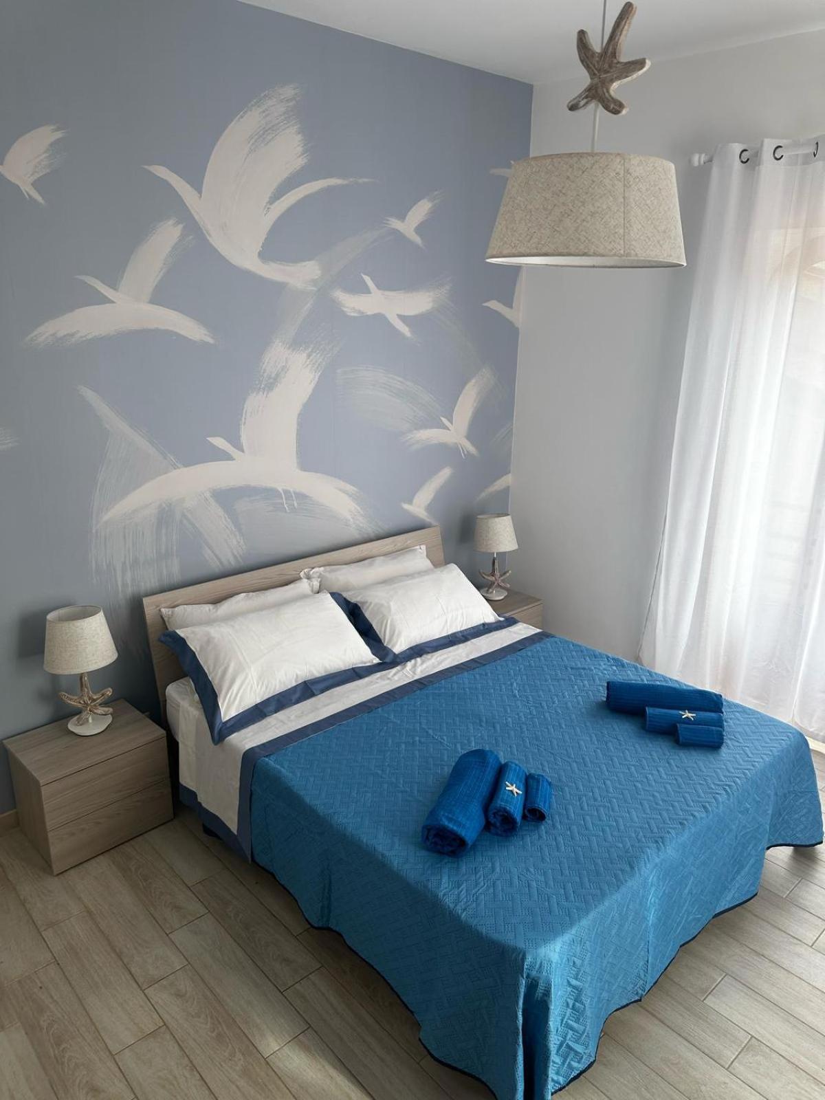 Apartament La Finestra Di Anna Sul Mare Capo dʼOrlando Zewnętrze zdjęcie