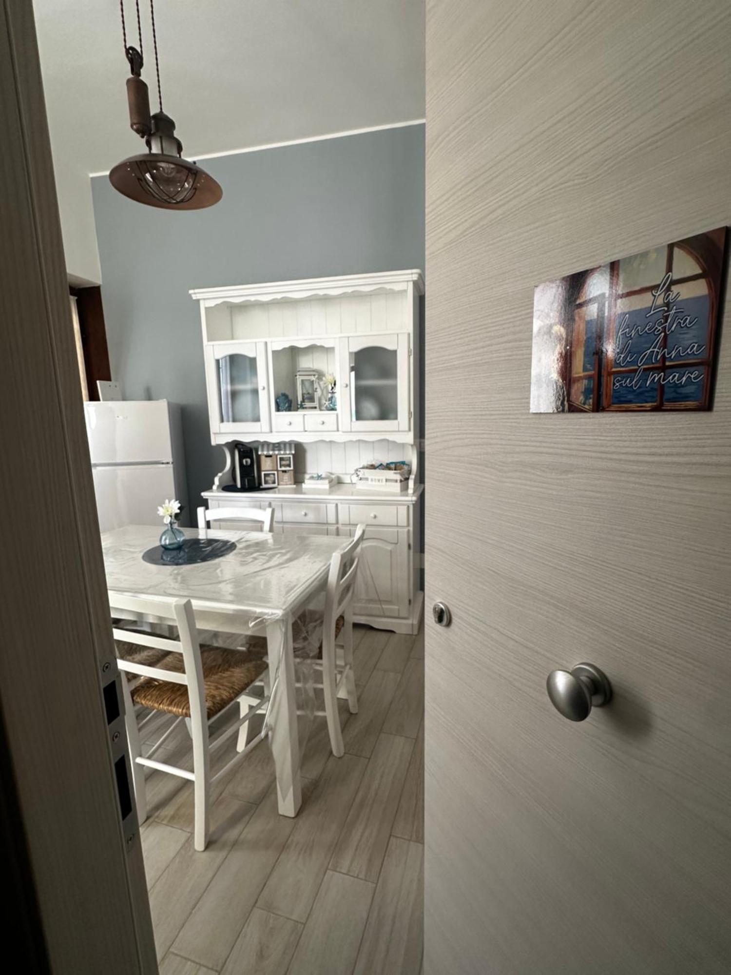Apartament La Finestra Di Anna Sul Mare Capo dʼOrlando Zewnętrze zdjęcie